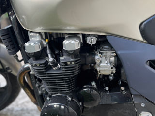 Kawasaki Kawasaki ZR750 foto 3