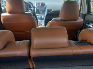 Toyota Auris foto 8