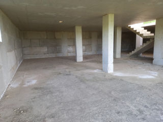 220m2, depozit, sectie de producere