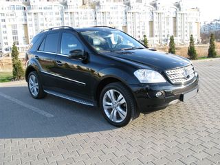 Mercedes ML Class foto 1