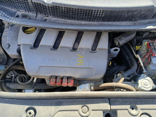 Dezmembrez  Renault scenic 2 piese 86 cai 106 grand scenic foto 1