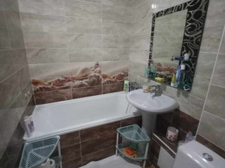 Apartament cu 2 camere, 43 m², Botanica, Chișinău foto 4