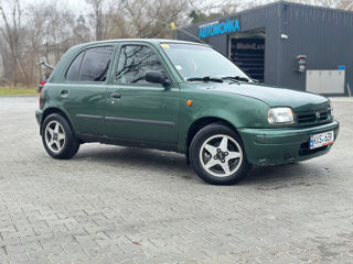 Nissan Micra foto 2