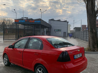 Chevrolet Aveo foto 4