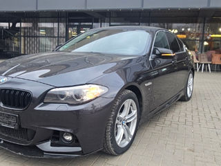 BMW 5 Series foto 5