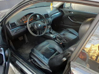 BMW 3 Series Coupe foto 3