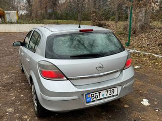 Opel Astra foto 2