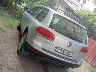 Volkswagen Touareg foto 3