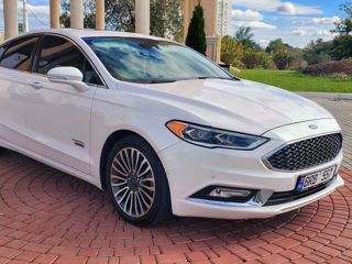 Ford Fusion foto 4