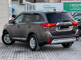 Mitsubishi Outlander foto 5