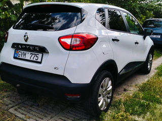 Renault Captur foto 2