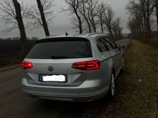 Volkswagen Passat foto 3