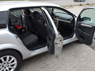 Opel Astra foto 7