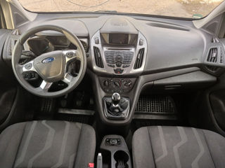 Ford Tourneo Connect foto 9