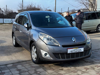 Renault Grand Scenic foto 3