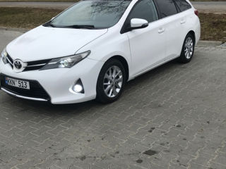 Toyota Auris foto 2