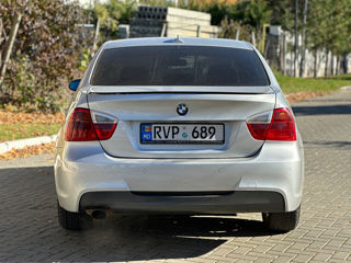 BMW 3 Series foto 4