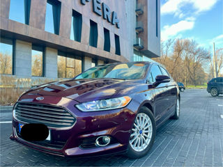 Ford Fusion foto 2