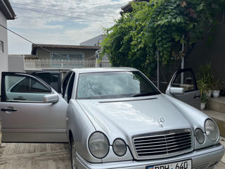 Mercedes E-Class