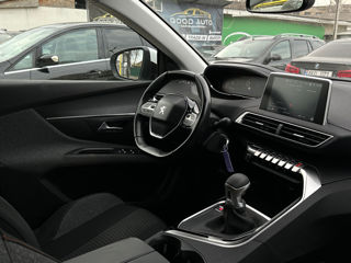 Peugeot 5008 foto 16