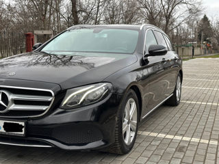 Mercedes E-Class foto 8