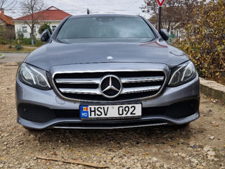 Mercedes E-Class foto 10