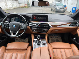 BMW 5 Series foto 9