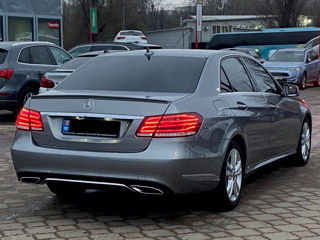 Mercedes E-Class foto 4