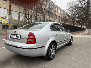 Skoda Superb foto 11