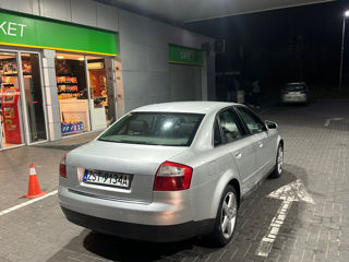 Audi A4 foto 4