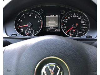 Volkswagen Passat foto 3