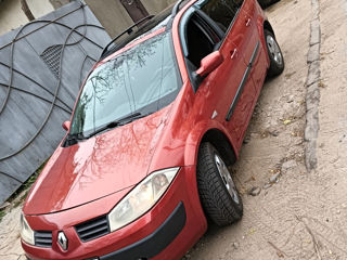 Renault Megane foto 2