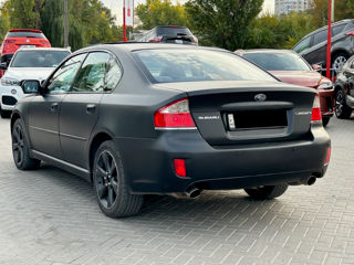 Subaru Legacy foto 5