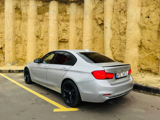 BMW 3 Series foto 6