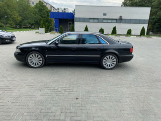 Audi A8 foto 1