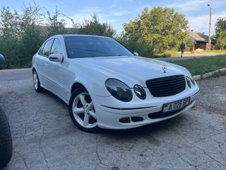 Mercedes E-Class