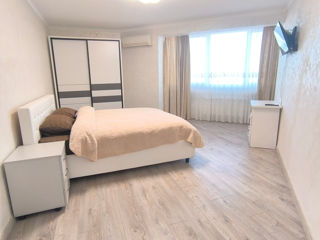 Apartament cu 2 camere, 75 m², Centru, Chișinău foto 4