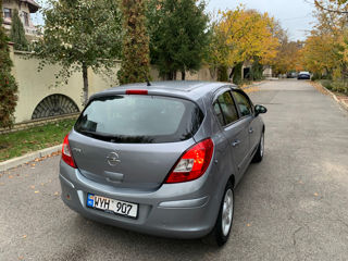 Opel Corsa foto 8