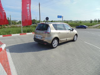 Renault Scenic foto 3