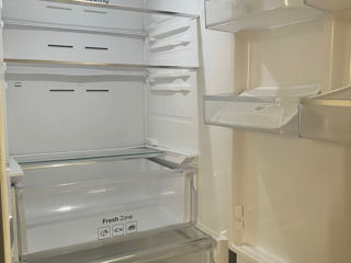 Холодильник Samsung foto 3