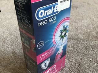 Oral b pro 600 limited edition foto 3