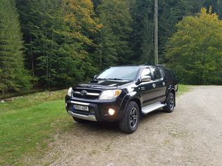 Toyota Hilux foto 2