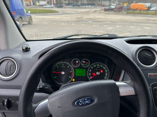 Ford Tourneo Connect foto 9