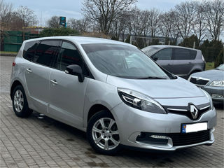 Renault Grand Scenic foto 2