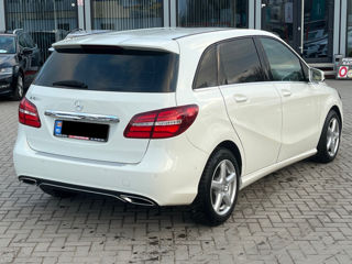 Mercedes B-Class foto 4