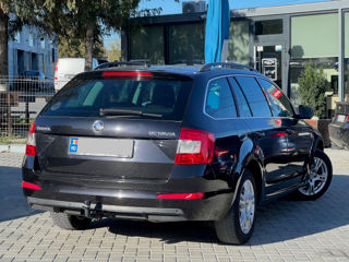 Skoda Octavia foto 3