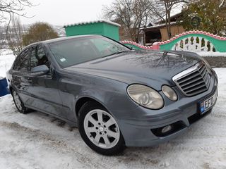 Mercedes E Class foto 2