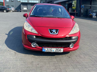 Peugeot 207 foto 3