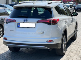 Toyota Rav 4 foto 4