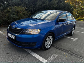 Skoda Rapid foto 1